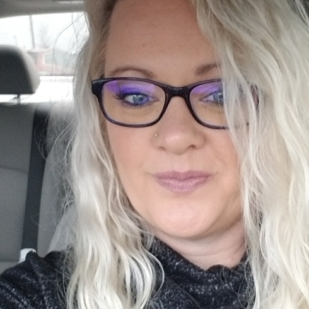 Meet your Posher, Kimberly
